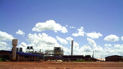 Usina Vale do Paraná contrata dezenas de profissionais em várias funções