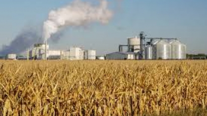 Produção de etanol nos EUA sobe 0,7% na semana, para 993 mil barris/dia