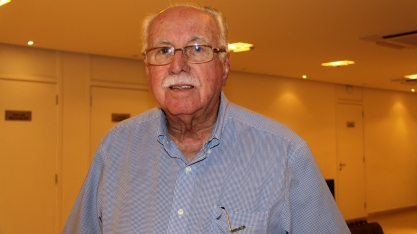 “Para não morrer hoje, não renovo o canavial”