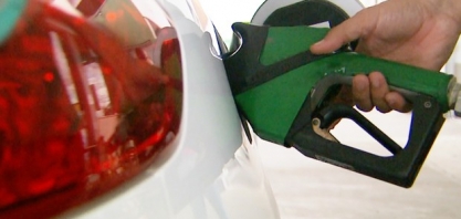 Preços da gasolina e do álcool caem nos postos de todo o país