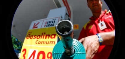 Justiça suspende alta de impostos sobre gasolina, diesel e etanol
