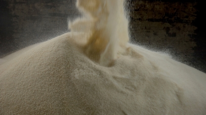 Queda do preço do açúcar preocupa o setor, mas analistas dizem que, ainda este ano, o preço volta a subir