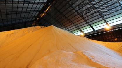 Aumento da perspectiva de déficit mundial de açúcar sustenta preços da commodity