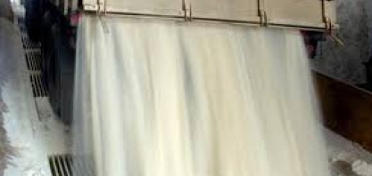 Ajuste de posições faz preços do açúcar iniciarem a semana em queda