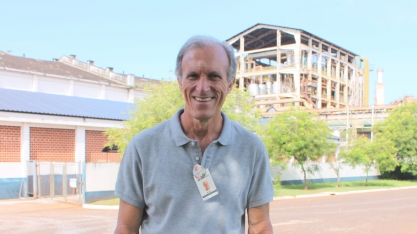 Dr. Mário Ricci, Coordenador da área de Medicina do Trabalho, na usina São Martinho, no VI Cana Substantivo Feminino