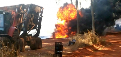 Pane elétrica em colhedora provoca incêndio em Itápolis