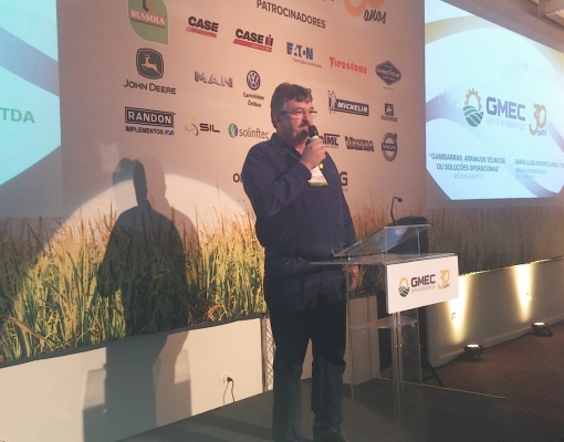 Agapito durante evento de comemoração dos 30 anos do GMEC realizado em novembro de 2016