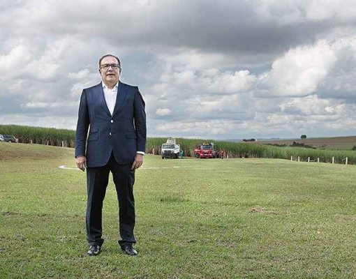 José Francisco dos Santos, fundador da Companhia Mineira de Açúcar e Álcool (CMAA): 