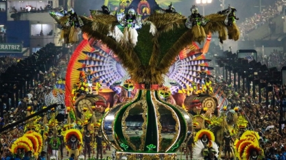 Com polêmica ‘ala dos agrotóxicos’ e carro de ‘Belo Monstro’, Imperatriz é a 3ª a desfilar na Sapucaí