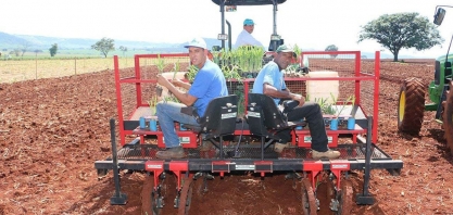 Cooperando, crescendo e se desenvolvendo. Cooperativas têm muito a ensinar