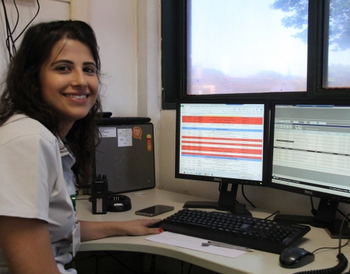 Carina não se deixou abater pelos comentários machistas. Se dedicou e provou que a área de controle de manutenção agrícola também poderia ser seu luga