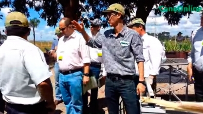 CURSO DE MPB DO IAC 3 -- Tratamento dos minirrebolos com fungicida