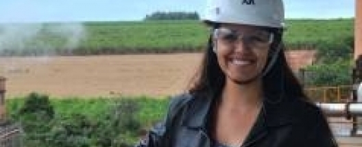 Tais Fiorentin, da área de Segurança do Trabalho no Grupo Santa Adélia, no VI Cana Substantivo Feminino