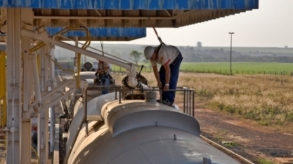 Fazenda cria grupo de trabalho sobre venda direta do etanol