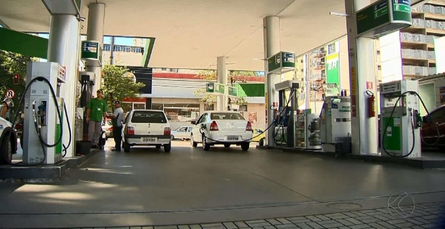 Posto de combustíveis em Juiz de Fora — Foto: Reprodução/TV Integração