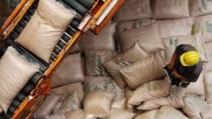 Exportações brasileiras de açúcar estão devagar, quase parando