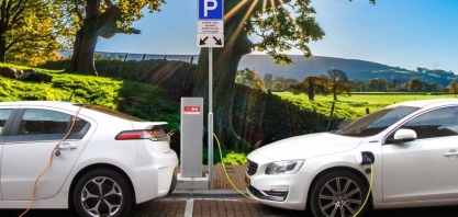 Acordo para cortar emissões de automóveis ameaça empregos na UE, diz presidente da PSA