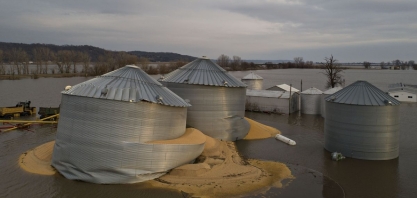 Enchentes forçam desligamento de um sexto da produção de etanol nos EUA