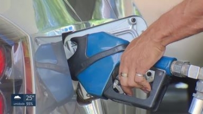 Gasolina e etanol aumentam em média 12 centavos em Cascavel