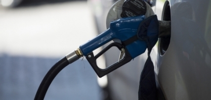 Aumento da produção de etanol a base de milho pode reduzir preço nas bombas