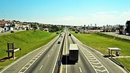 O governo deve adotar a livre flutuação do preço dos combustíveis? Não