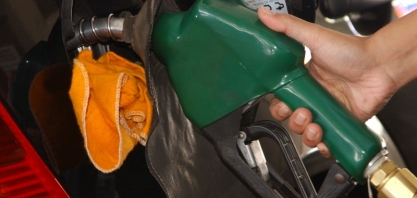 Diferença entre o preço mínimo e máximo da gasolina cai a 37,2% em março