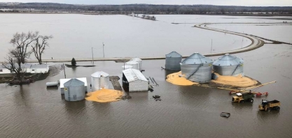 Enchentes afetam indústria de etanol nos EUA; gasolina vai à máxima em cinco anos