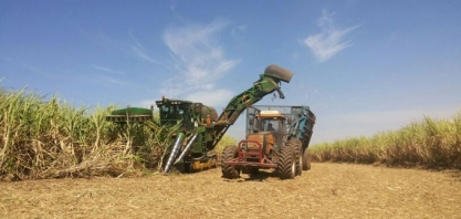 Venda de máquinas agrícolas e implementos cai em maio, diz Anfavea