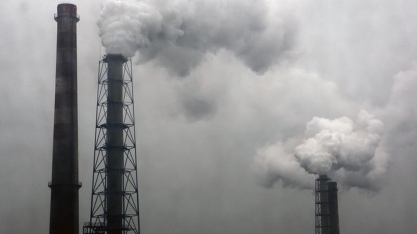 Subsídios a combustíveis fósseis prejudicam expansão da energia verde 