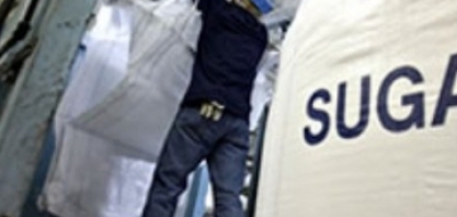 Açúcar bruto tem mínima de seis semanas na ICE; outubro é negociado a 11,79 cents-libra