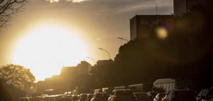 Nunca tantos deveram a tão poucos…