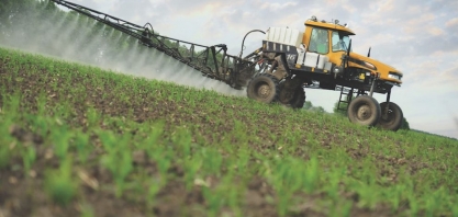 Ministério Público ajuíza ação para proibir agricultores de usarem glifosato em Mato Grosso