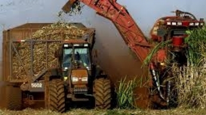 Venda de máquinas agrícolas e rodoviárias cai em setembro ante setembro de 2018
