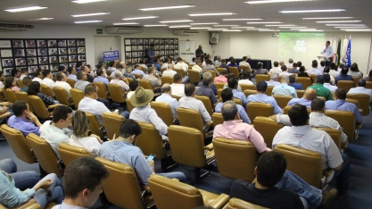 Fazu reúne empresários, profissionais e pesquisadores ligados ao setor sucroenergético
