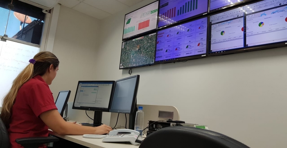 Biosev recebe as informações de campo instantaneamente em seu Centro de Inteligência Agrícola (CIA). Foto: Divulgação Biosev