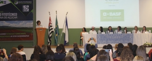 A CanaOnline vai homenagear as mulheres do setor