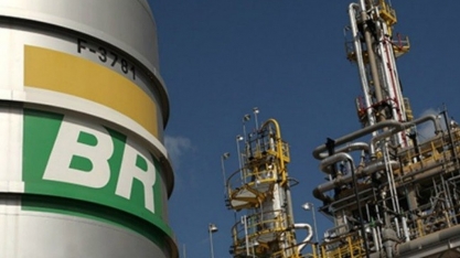 Petrobras reduz gasolina e diesel nas refinarias em 3% a partir de terça