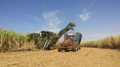 Venda de máquinas agrícolas e rodoviárias cai 8,4% em 2019, diz Anfavea