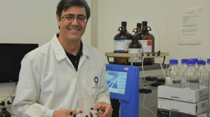 Cientista cria polímero de bagaço de cana que substitui o petróleo na produção de plástico