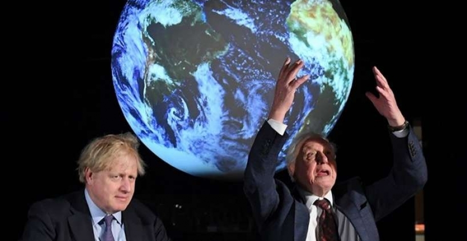 O primeiro-ministro Boris Johnson anunciou que a Grã-Bretanha antecipará a proibição de venda de novos veículos a diesel até 2035, incluindo híbridos. (foto: Chris J Ratcliffe / POOL / AFP)