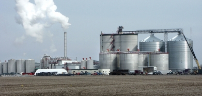 Produção de etanol nos EUA cresce 5,1% na semana, para 1,081 milhão de barris/dia