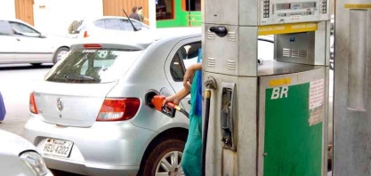 Redução de preços dos combustíveis depende de impostos