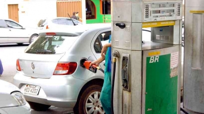 Redução de preços dos combustíveis depende de impostos