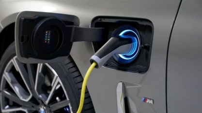 Carros híbridos poluem mais do que se pensava, apontam estudos