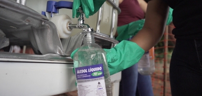 Jalles Machado doa 25 mil litros de álcool 70 para população local
