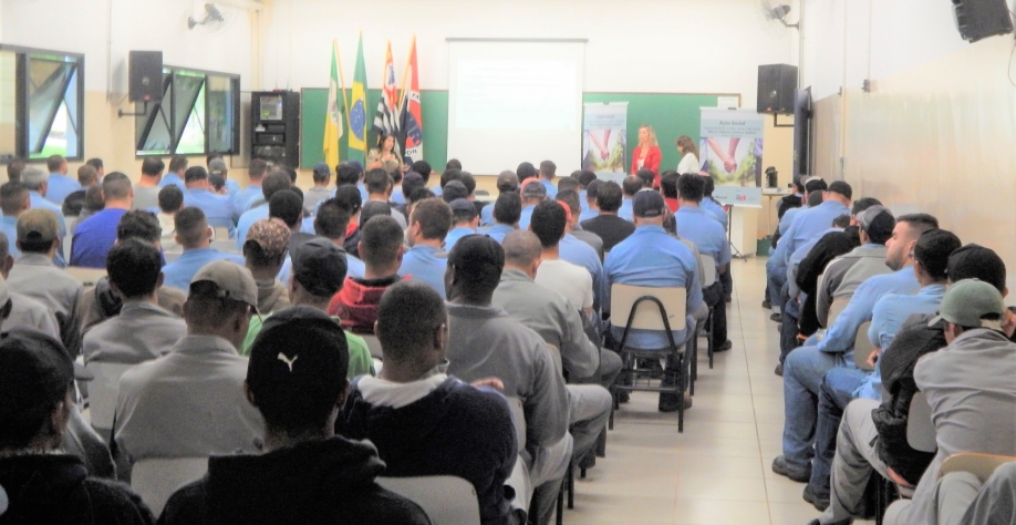  O ciclo de palestras abrangeu 1634 colaboradores 