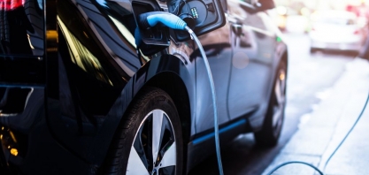 A transição para os carros elétricos e caminhões a gás