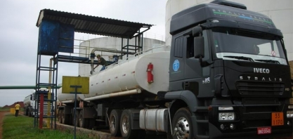 Usinas devem ter crédito para estocar etanol