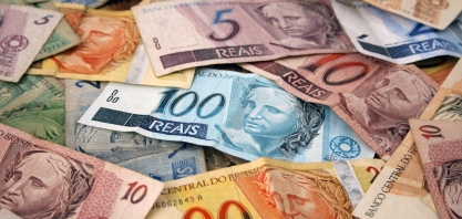 Real em baixa ameniza crise das unidades sucroenergéticas que produzem açúcar