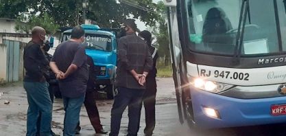Ônibus com 90 trabalhadores de MG que atuariam em usina cana-de-açúcar no interior do Rio são bloqueados por barreira sanitária